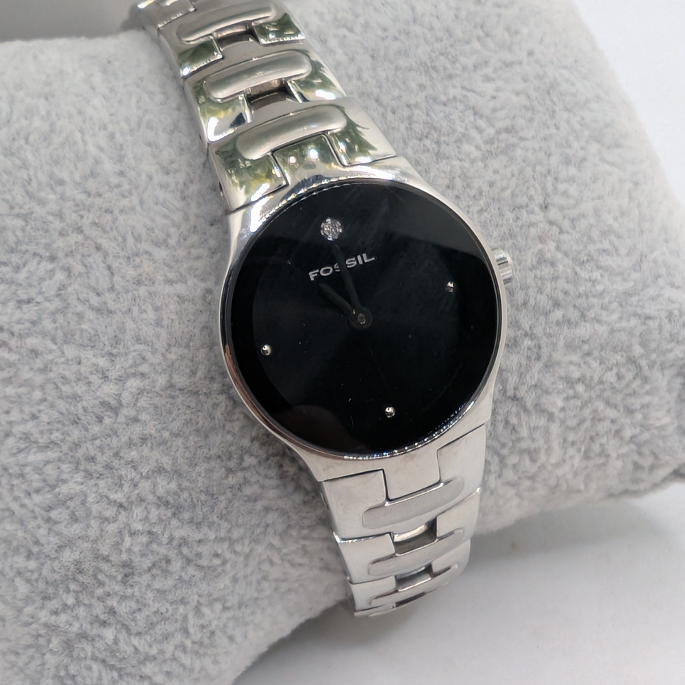 Fossil Sleek Black‎ and Silver watch